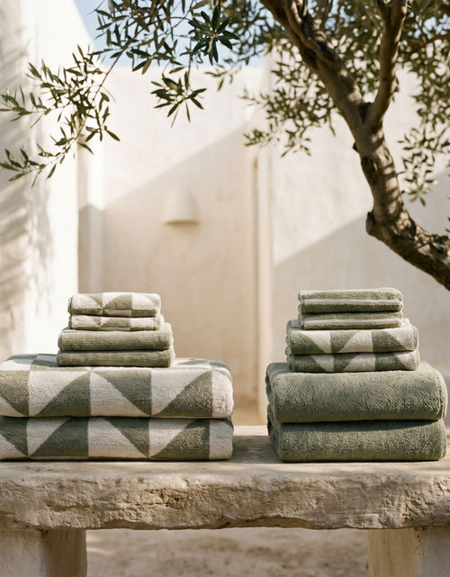 Load image into Gallery viewer, Umbra Australian Cotton Towels
