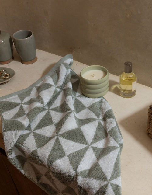 Load image into Gallery viewer, Umbra Australian Cotton Towels
